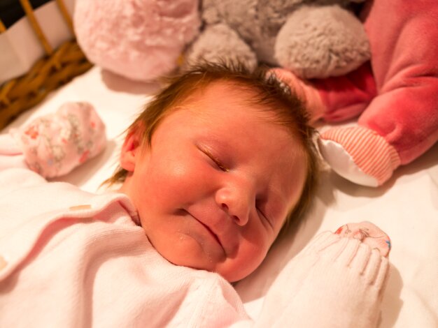 The first few months Photos of Evelyn from October to December 2014