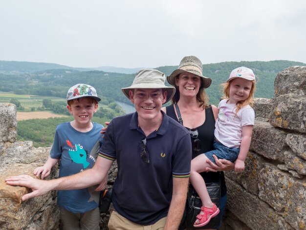 France 2018 A summer tour around France: lumieres in Chartres; camping in Sarlat; Eurocamp at Argeles-sur-mer; Les Baux de Provence;...